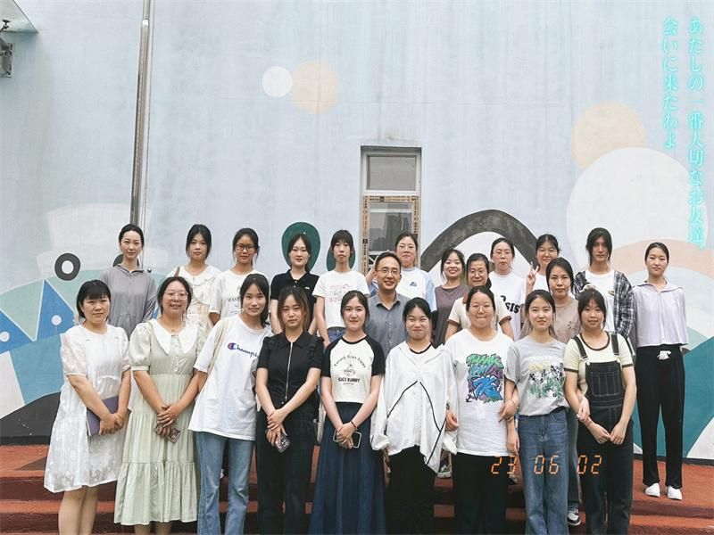 �Ϸ������v�׽̼��F���v�@�^���_���������Y��