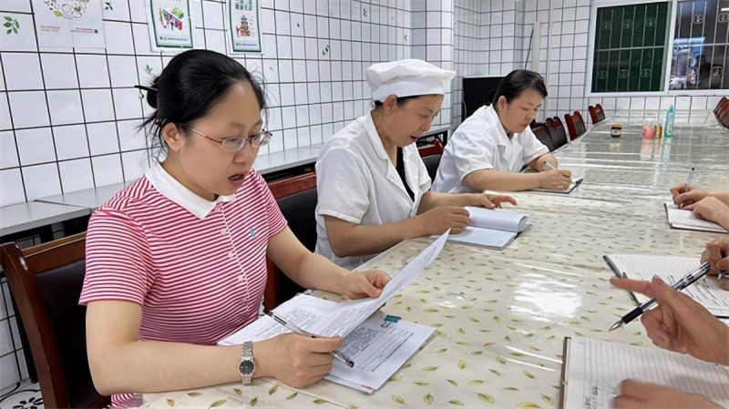 �Ϸ��а��c·�׃��@�������F���@���������N���ģ���ʳ���̈���