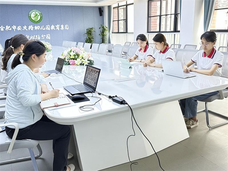 �Ϸ��а��׽������F���_���F���°�ȫ����