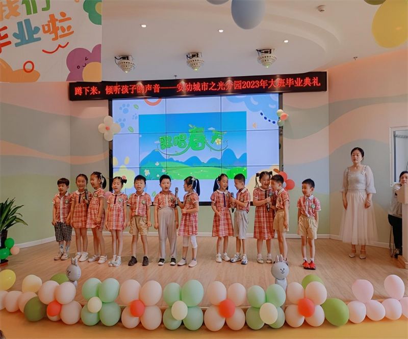 �Ϸ��а��׽������F����֮��ֈ@����������· �������^�M