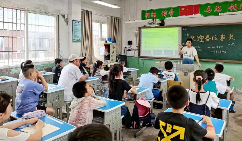 ���c��������ČWУ��ĩ��У��Ԓ���L