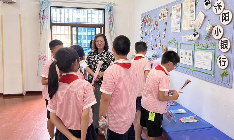 ���c�и���С�W�h�T�������Lο�������֮�ҡ�������ͯ��������