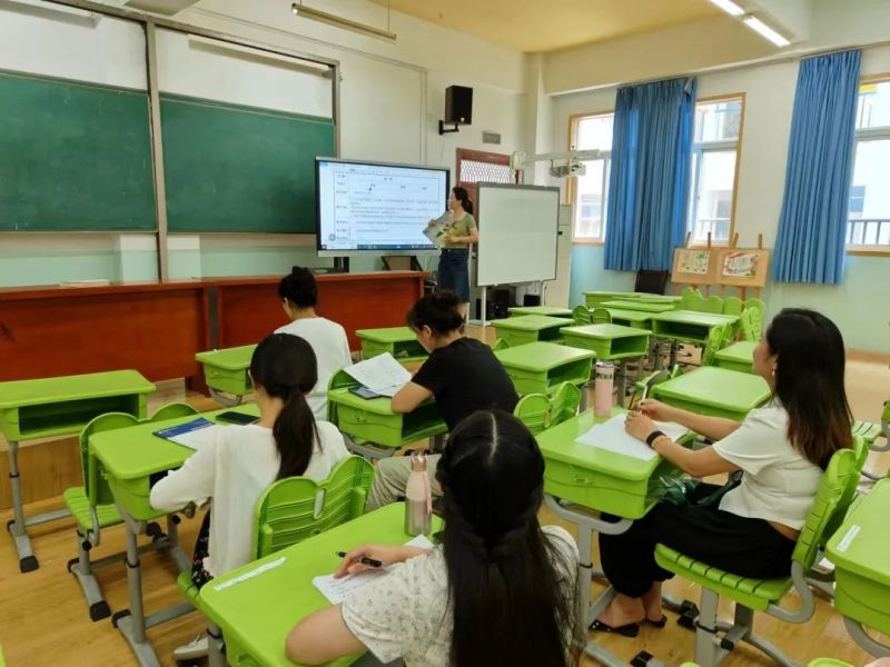 �Ϸʎ�����С�_չ����У����Ӗ֮���w���n��ӑ���