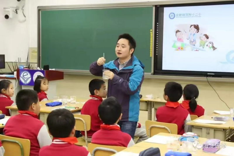 ���̉����ǡ�����һ�ˣ��Ϸʎ�������С�������ώ�