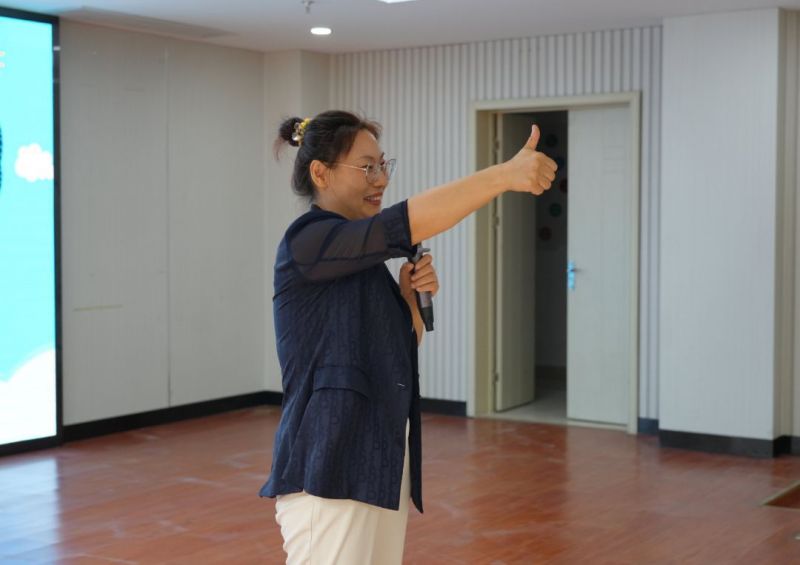 �����n���ƣ��Õ�����������麢�ӣ���ͬ���L��