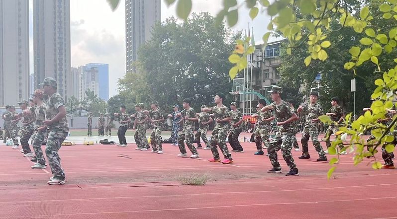 9�£����нM���_չ��ȫ����������¡���ӣ�