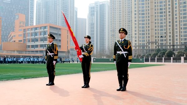 �Ϸ��к��D�W(xu��)У