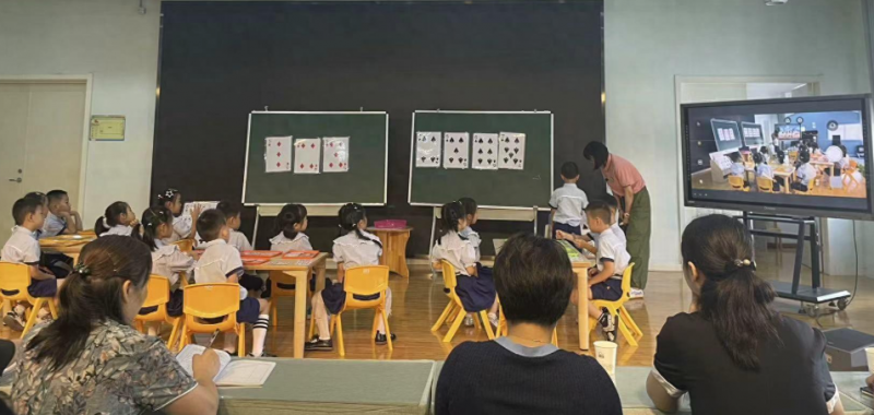 �Ϸ����p�׽������F�����׃��@���W�I���}��ӑ���