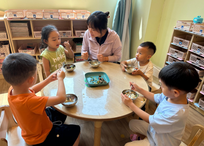 �Ϸ��а��׽������F����֮��ֈ@�_չʳ�ð�ȫ����Բ��Լm