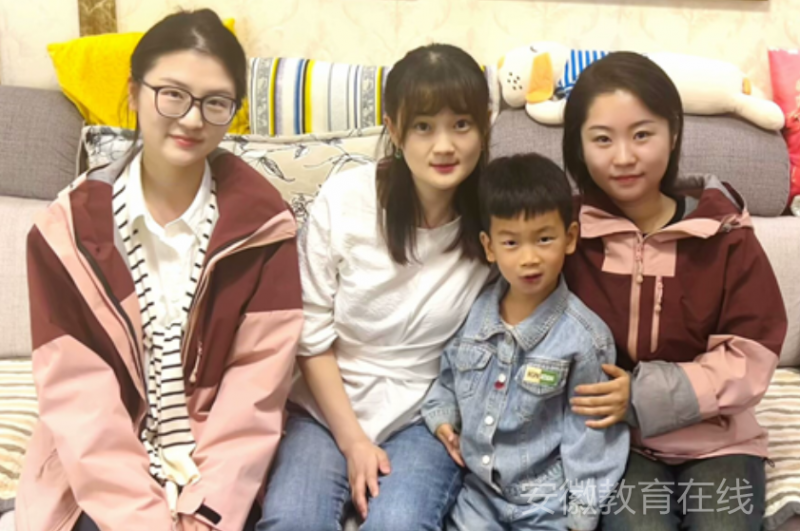 �Ϸ����p�׽������F�_չ2024��ʮ�¼��L���