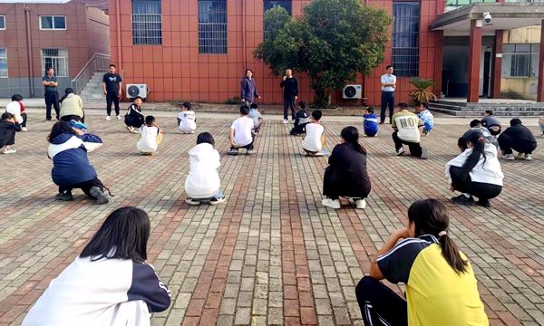 ���c������ЌW��������ɢ�����o �����ݾ���ƽ��