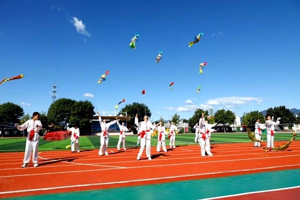 ���������ƅ^չʾ�ЌW�n�����w����