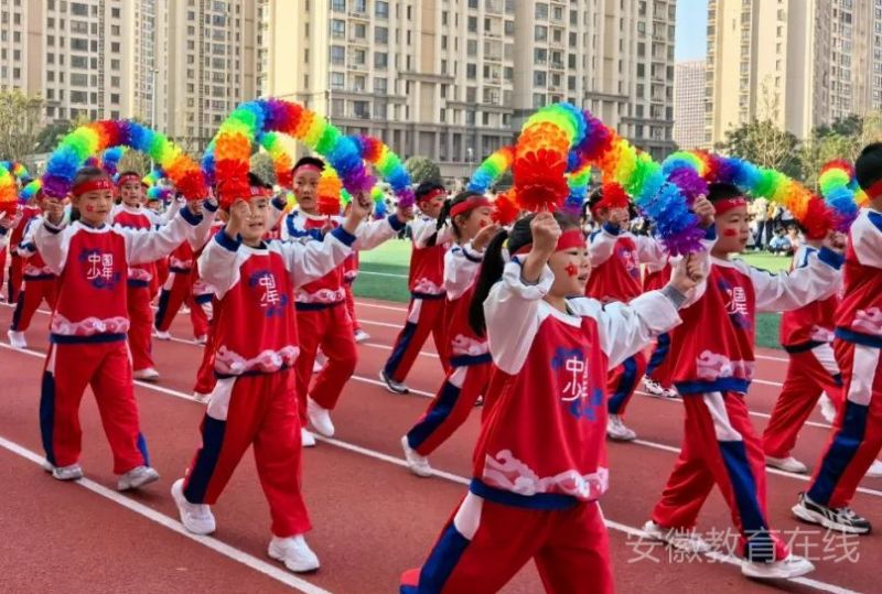 �Ϸ��к��D�WУ������＾�\�ӕ�¡���_Ļ