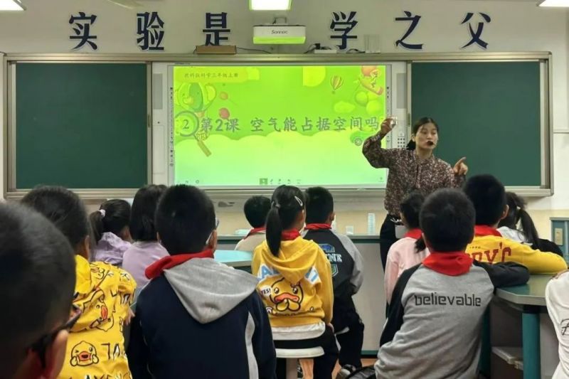 �����������F���������h���M��չʾ�n��ӈA�M�Y��