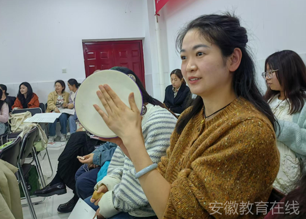 �Ϸ��а��׽������F���Ӱ���ʡ�����䡰��(chu��ng)���˲����B(y��ng)Ӌ������Ӗ(x��n)