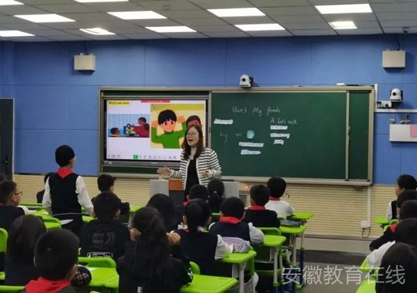 �����������FӢ�Z���нM�_չ����ͽ�Y��������̎���ӑ�n���