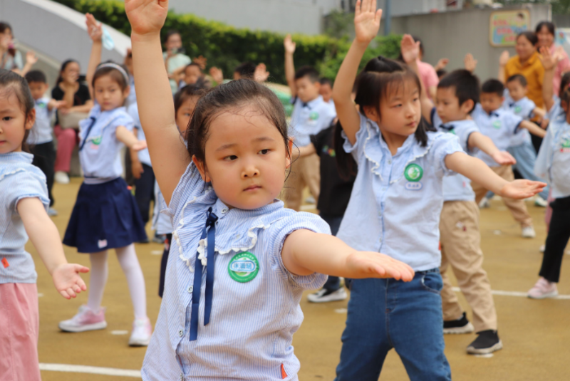 �Ϸ��а��׳���֮��ֈ@ӭ�ӈ@�L���Y����Ӗ��ɆT��������