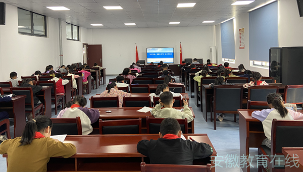 �Ϸʎ�����С�������F�L�S��У�_չ��һ��������ِ