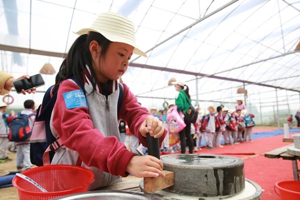 �����l����С�WУ�ڄӽ�����ξ����c��ʩ�f��