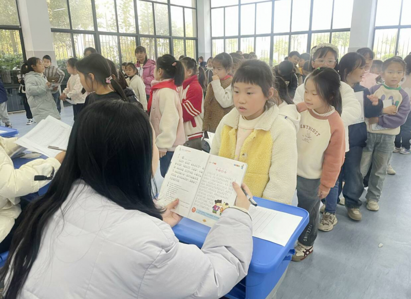 �Ϸʎ�����С�������F���꼉���y�Ļ��b�x����ӈA�M��Ļ