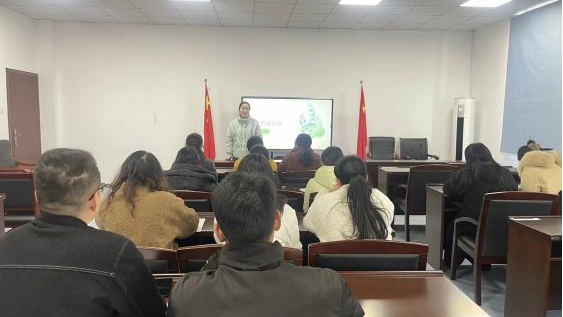 �Ϸʎ�����С�������F�L�S��У�½̎��̌W��Ҏ��Ӗ����_չ