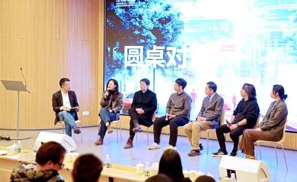 �Ϻ���ͨ��W�OӋ�WԺ�e�k��AI�r���������c�OӋ��Փ��