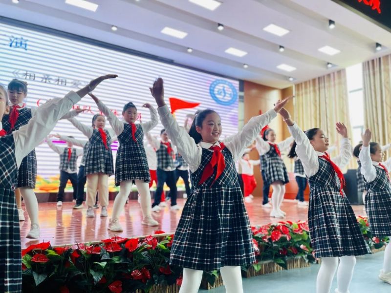 �Ϸ��Ў������ٵڶ�С�W�_չ���꼉��ꠕ�չ�u���