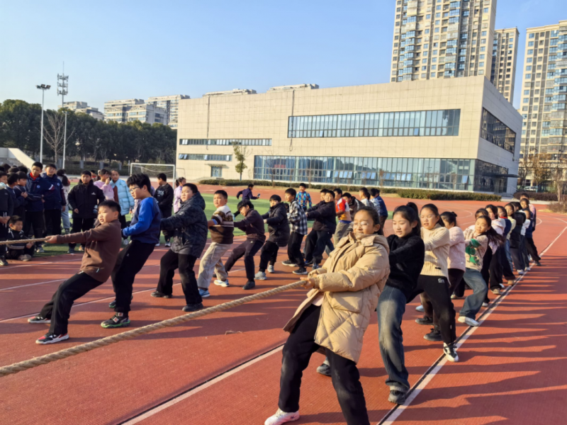 �Ϸʎ�����С�������F�L�S��У�_չꖹ��w���ܸ�ِ