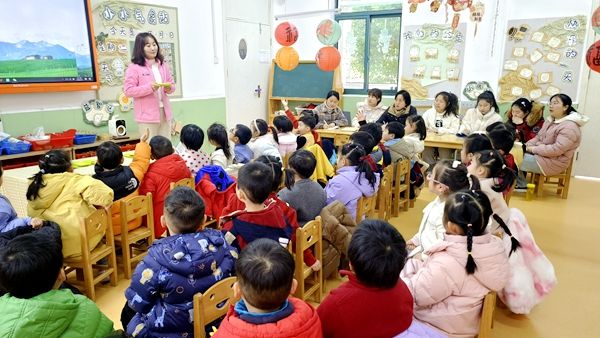 �����׃��@�_չ���ջ���^Ħ������ӑ