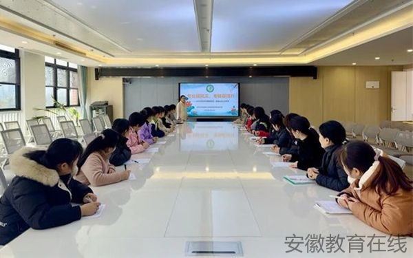 �Ϸ��а��c·�׃��@�������Fӭ��·�ֈ@�����Iչ�L�ɣ����˴�����