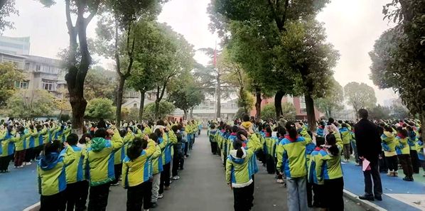 ����С�W�����_�W��Y��һͬ���L���ˣ���������ƪ��