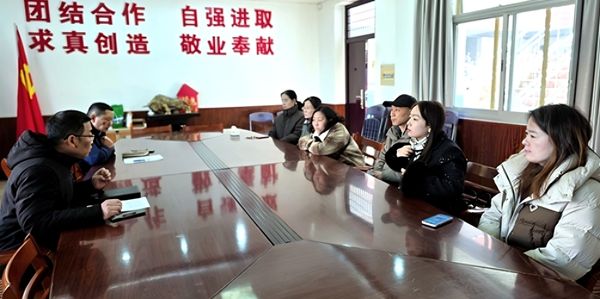 ����С�W�����������ҹ����������W���lչ