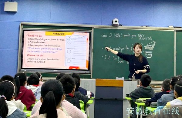 �Ϸ��а��c·����С�W�̎��������^Ӣ�Z�̎����Z�L�ɴ�ِ���p�Z��