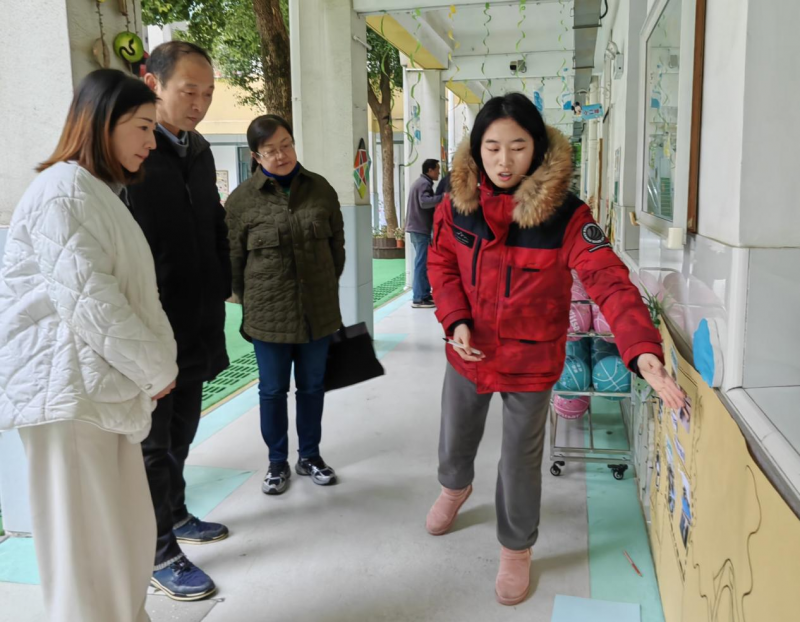 �����׃��@ӭ�Ӱ��c�н����w���ִ����W���_�W�����z��