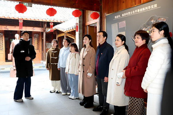 �����׃��@���}�h��׷���tɫ���E�������ӆ̡�����