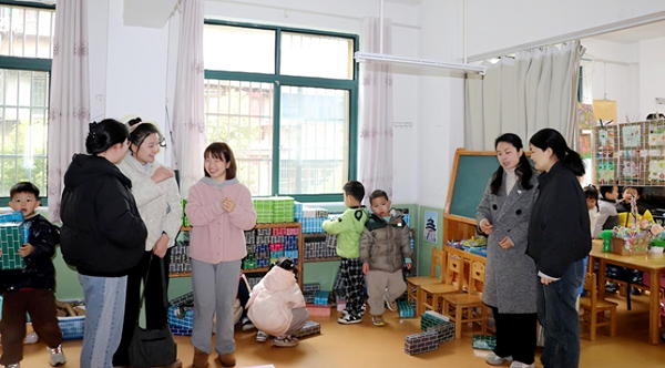 �����׃��@�e�а��c������W(xu��)���T��(sh��)��(x��)��Ҋ���(hu��)