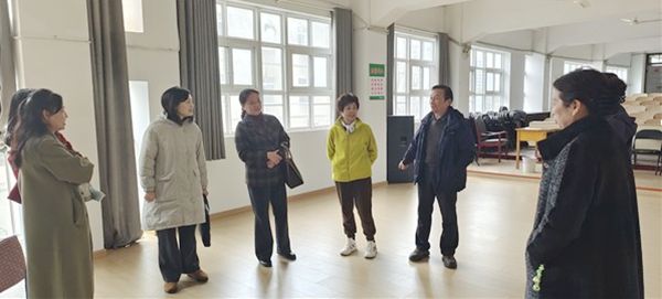 ���ݣ���Խ���������ϡ��V��������ƪ