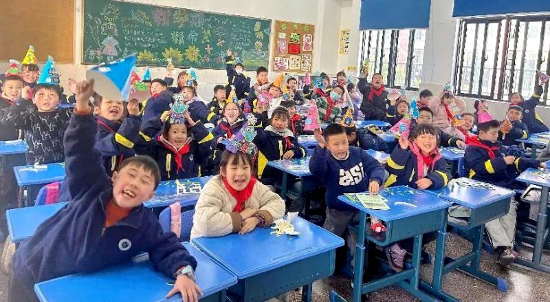 ���c·����С�W(xu��)����У�����ٳ��L���Ļ��ڄ��R���M(j��n)