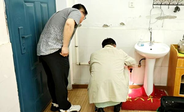 ʮ�����ČWУ�_չ��ρ�������ι���