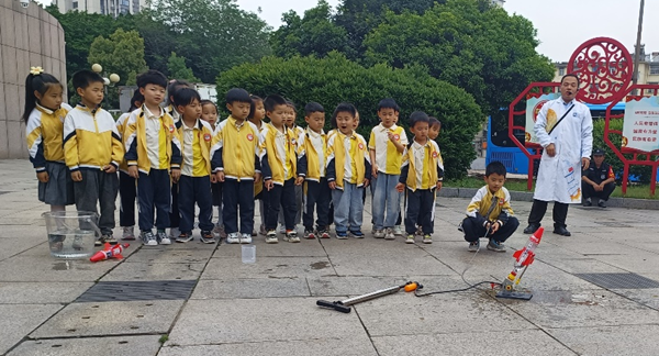 ���c�������C(j��)�P(gu��n)�׃��@����������̽����