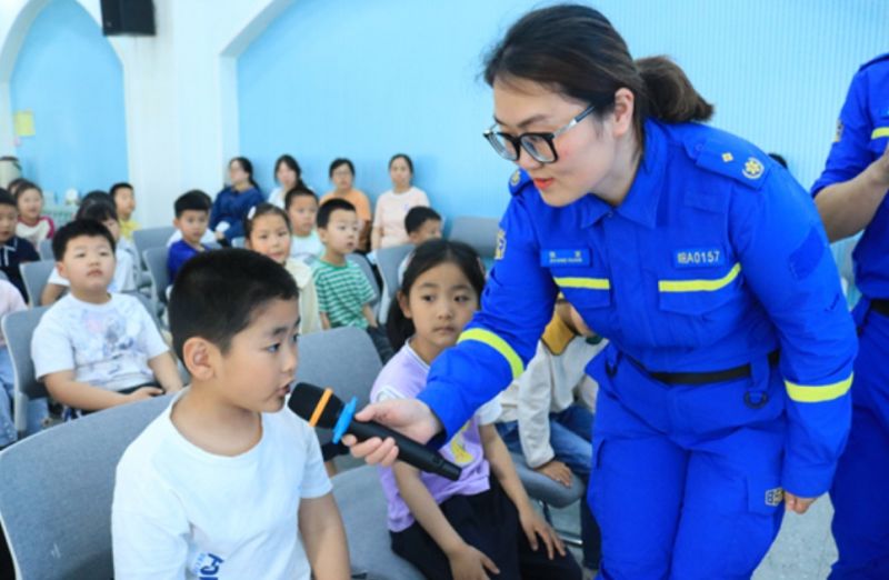 �Ϸ��а��c·�׃��@���@���{���Ԯ�MУ�@������֪�R����������