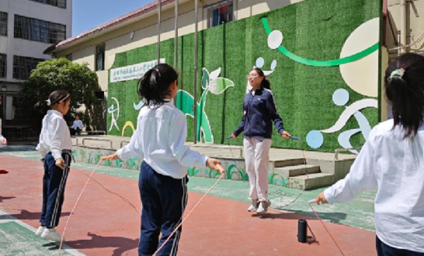 ���c·����С�W(xu��)�_չ�w����(sh��)�W(xu��)�p�ƽ��л��