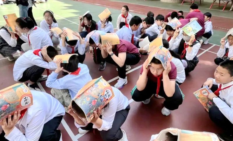 ���c·����С�W(xu��)�_չ����(y��ng)����ɢ�ݾ�