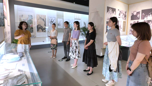 �����׃��@�h֧���_չ���}�h��