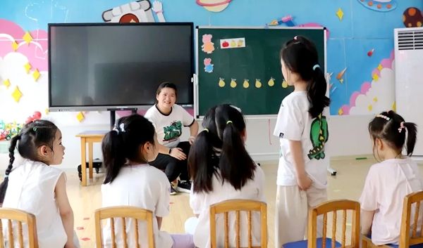 �����׃��@����һ�n���С��Ͻ��������̌W�|��