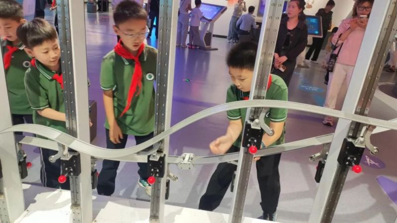 ���c·����С�W(xu��)�_(k��i)չ���Ƽ�̽�������}��(sh��)�`���(d��ng)