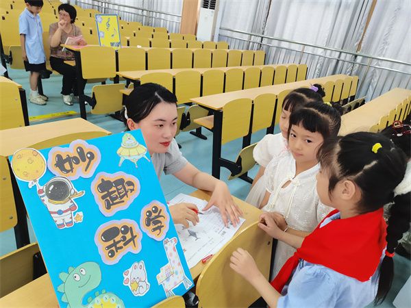 ������ČWУ����ĩ��ԇ׃���J�P��