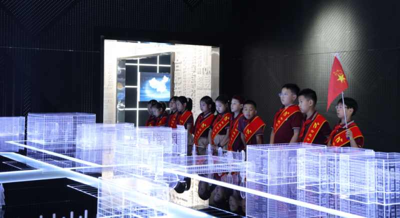 ���c·����С�W�W�����M��(chu��ng)���^��׌�ƌW����չ�᰿��