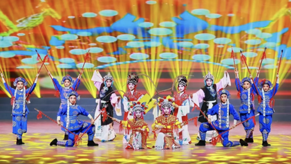 ����ԷС�W(xu��)������F(tu��n)�������ల��ʡ��С�W(xu��)�����y(t��ng)�Ļ�����չ��