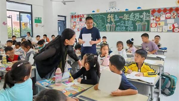 ���P(gu��n)���ČW(xu��)У�������Ρ��J(r��n)�H����ِ׌�W(xu��)�ڏĜ�ů�_ʼ